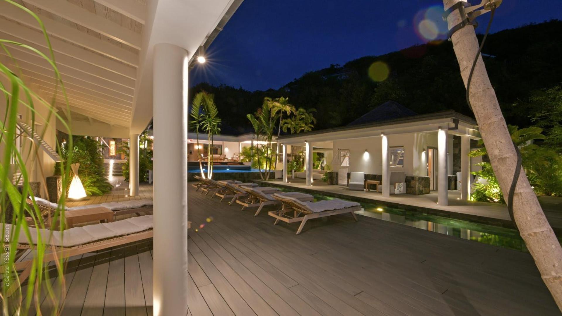 Modern Villa With Two Swimming Pools Petit Cul-de-Sac Εξωτερικό φωτογραφία